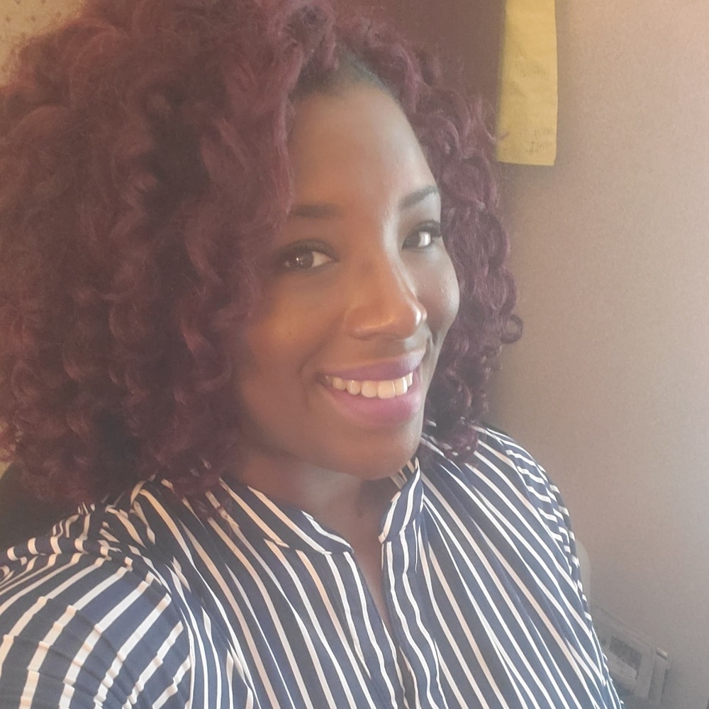 Meet your Posher, Roshanda